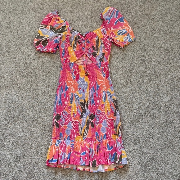 Maaji Dresses & Skirts - Maaji Clarissa Mini Dress Womens S Pink Tropical Ruched Smocked Resort Vacation